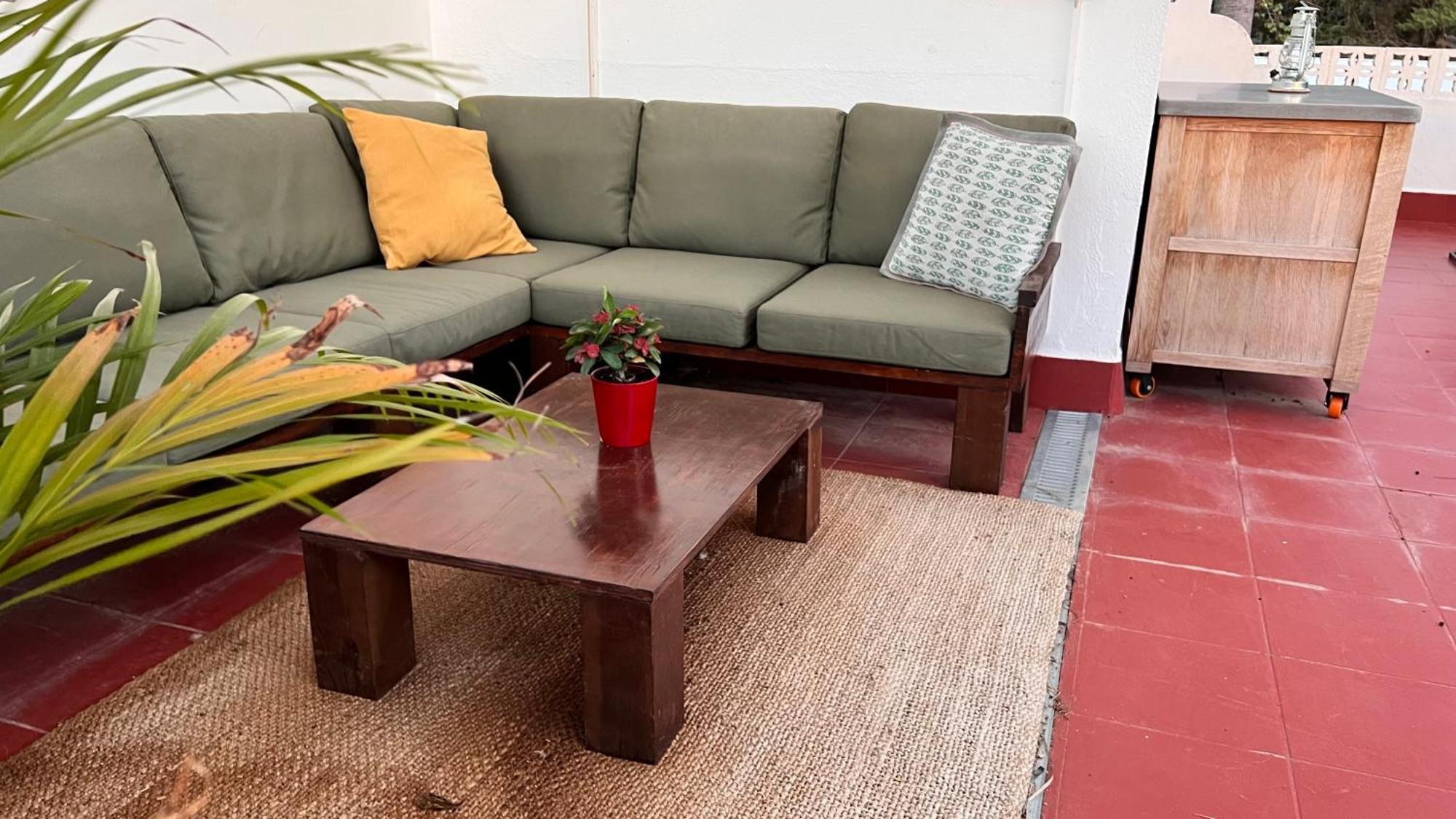 Arriba Stijlvol Appartement Met Zwembad En Tuin コニル・デ・ラ・フロンテラ エクステリア 写真